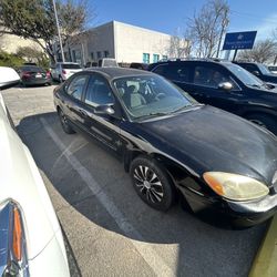 2005 Ford Taurus