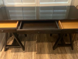 Free Desk