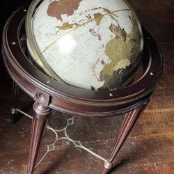 Vintage 16" Replogle Globe Bombay Platinum Classic from 1971