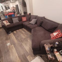 3 Piece Sectional Couch
