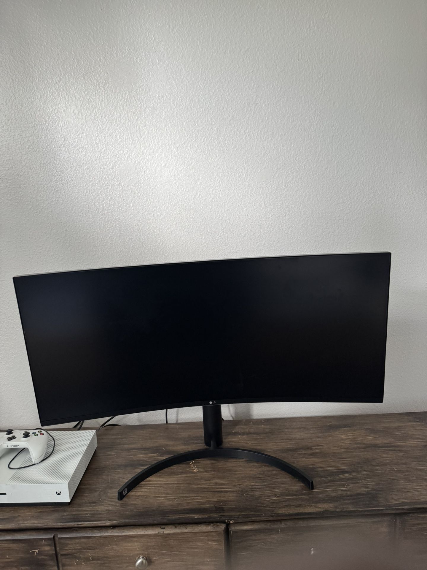 LG 35BN7SC-B 35" UltraWide Curved Monitor – Excellent Condition