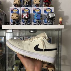Jordan 1 Coconut Milk Size 8w, 6.5m