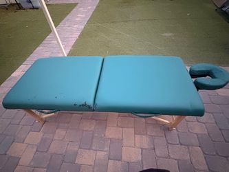 Portable Folding Massage Table with Face Cradle