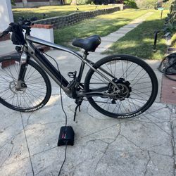 Specialized Electric Bike (Turbo 2015) 