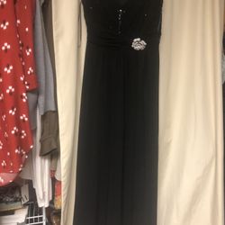 Black  Stretchy Fabric  Use Like New Long Dress  Size 8