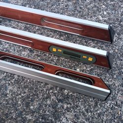 Smart Level 72in 48in 24in (One Digital Module) Almost New Condition. Many Other Tools. For Pick Up Fremont Seattle. No Low Ball Offers/Trades Please 