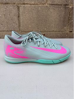 Nike soccer turf shoes mens size 7.5