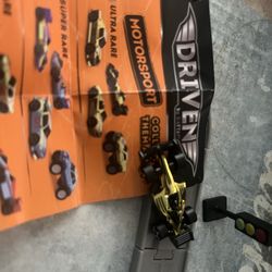 Driven pocket series gold chase