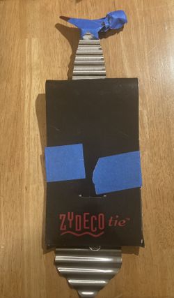 Zydeco Tie With 2 Picks