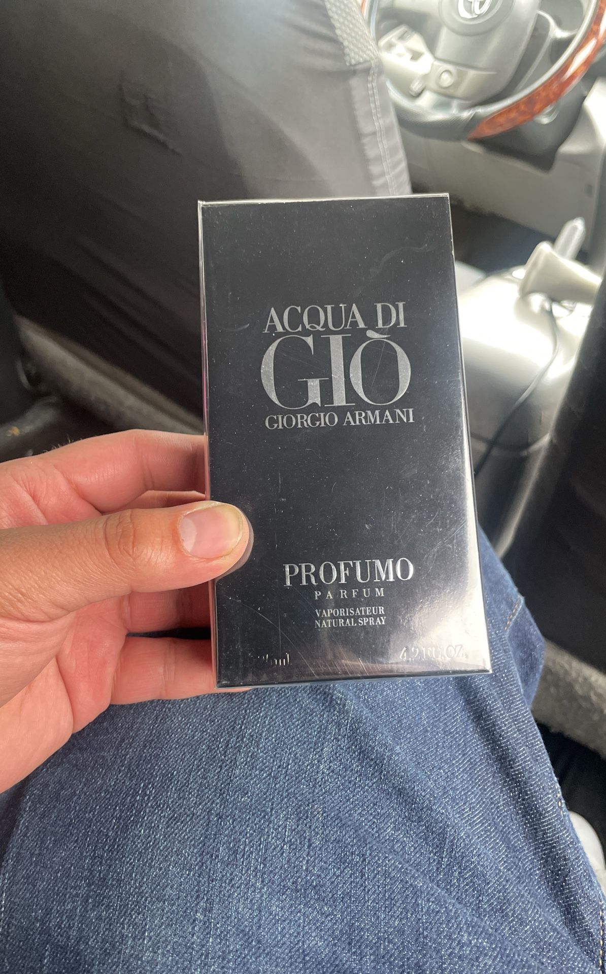 New ACQUA Di Gio Giorgio Armani Black Parfum