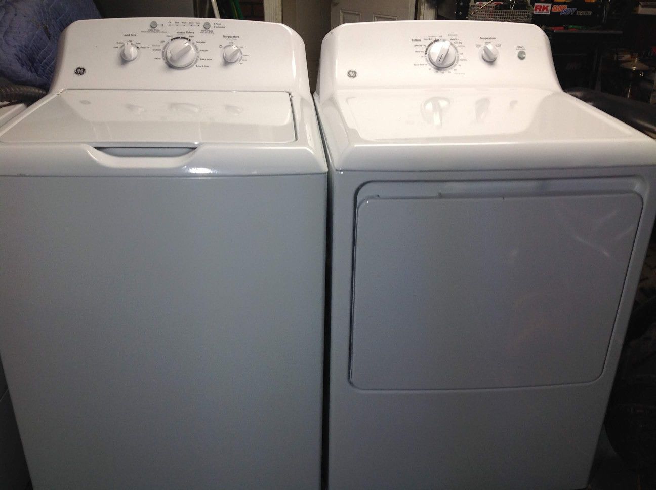 Matching 2019 Model GE Washer and Dryer Set (MINT/LIKE NEW)