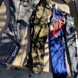 JOGGERS LARGE NEW WITH TAGS 