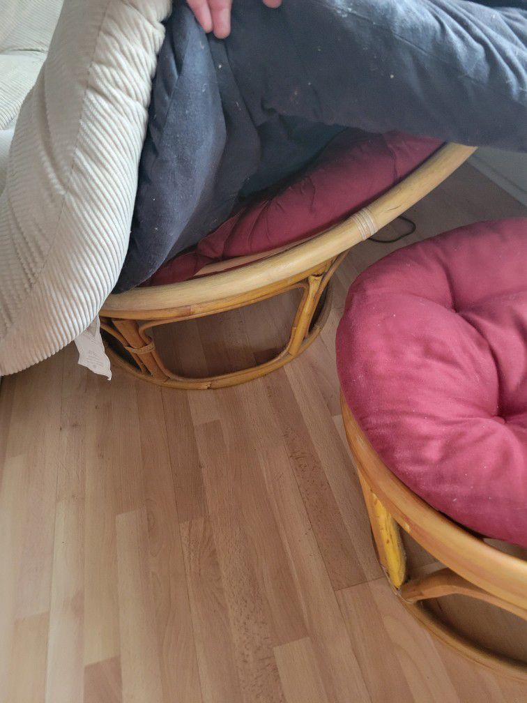 Papasan Chair With Triple Cushions And Ottoman 