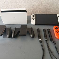 Nintendo Switch (OLED)