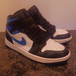 Jordan 1 blue Size 9