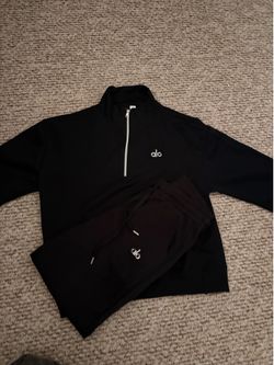 small alo quarter zip set