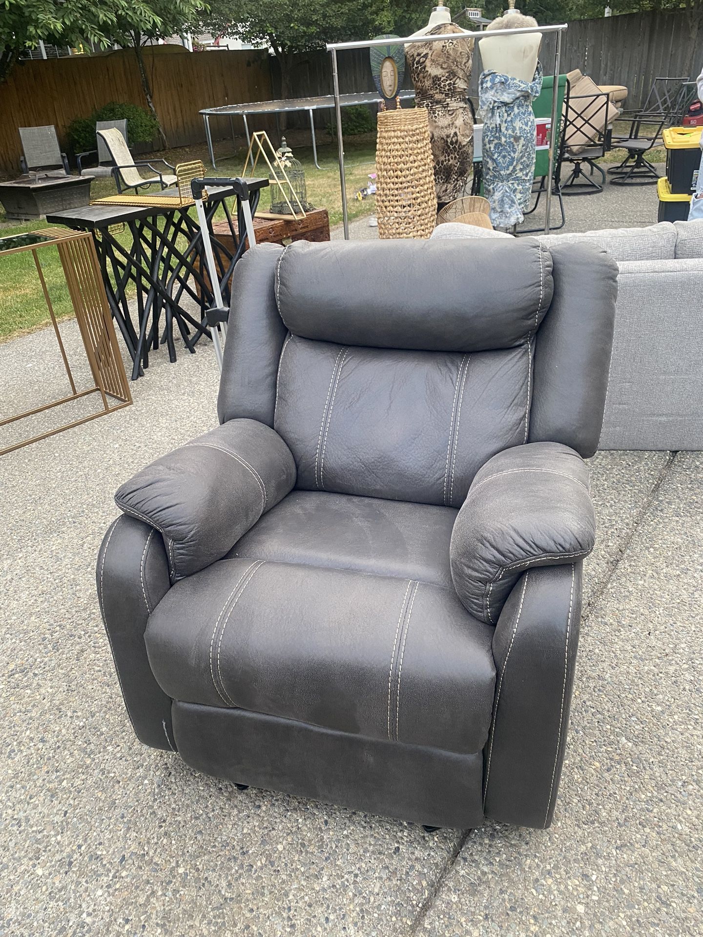 Recliner