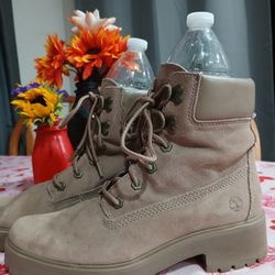 Womens Timberlands Boots