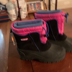 Botas De Nieve Size 5