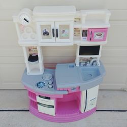 Kids Kitchen Play Set