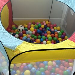 Huge Ball Pit