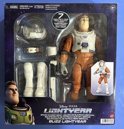 Disney Pixar BUZZ LIGHTYEAR Movie SPACE RANGER GEAR 12" Figure 7 Pieces 2022 NEW