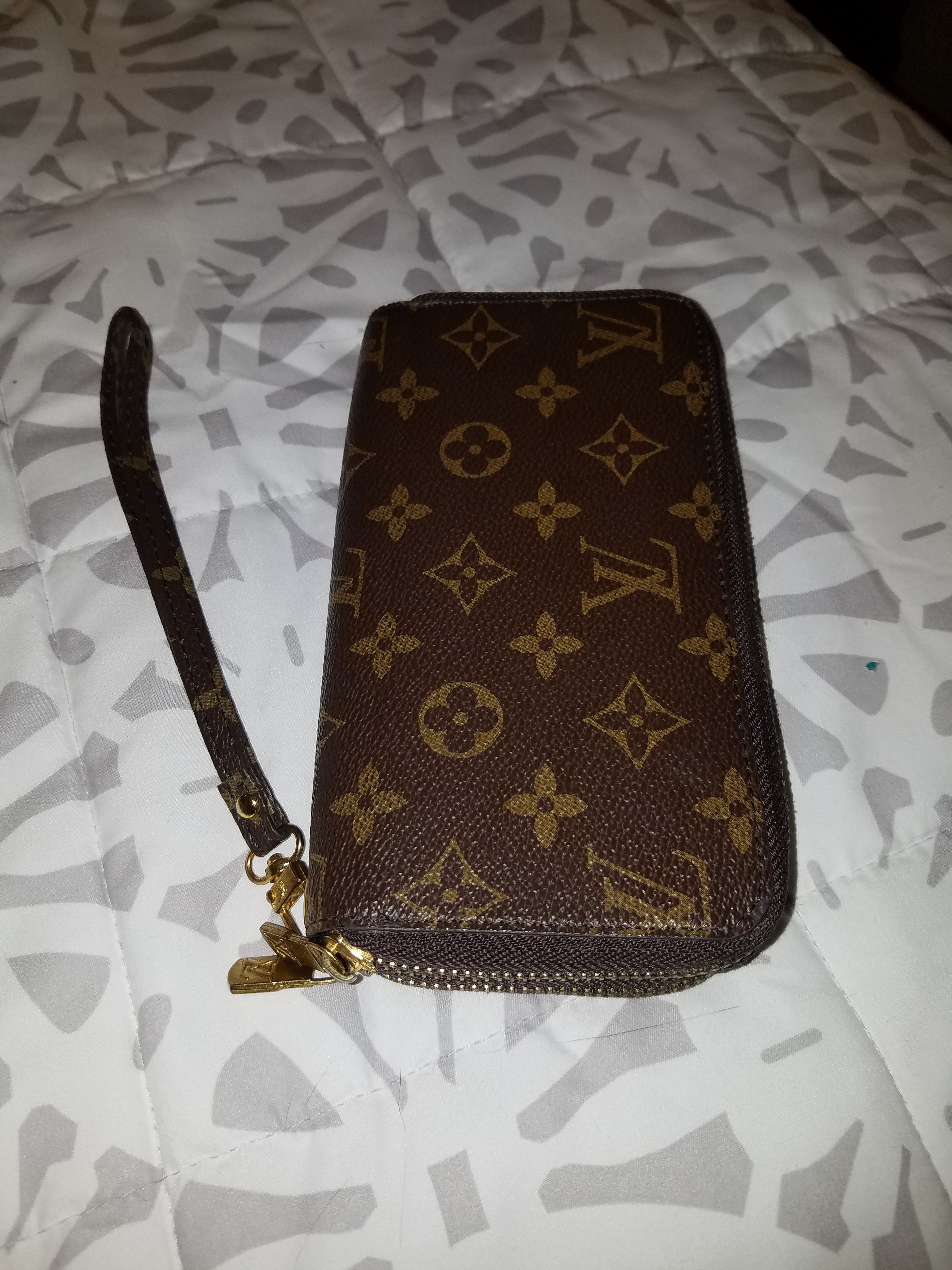 Ugirly LV Medium double Zipper Wallet