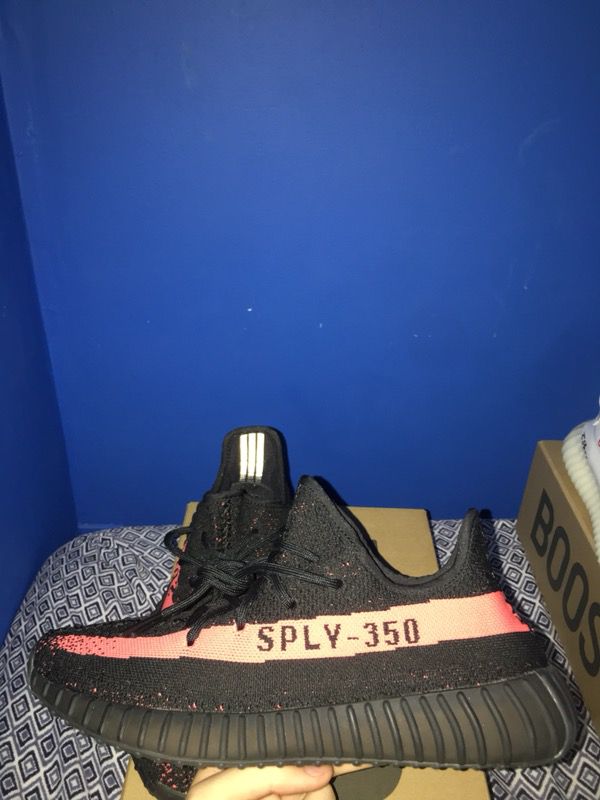 Yeezy Boost 350 Core Red V2 Size 10.5
