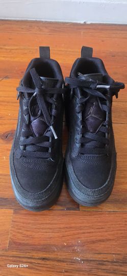 For Sale  Jordan Spizike Low
Boys' Grade School