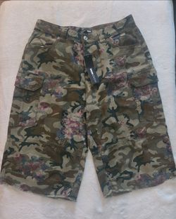 Fashion Nova Camo Floral Cargo Shorts