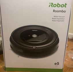 iRobot vacuum - Like New/in Box