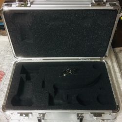 Note: Case only-in stock. Each case has a different engraved serial number. Brand new beautiful aluminum locking camera or gun case. Comes with 2 keys