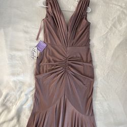 Dress (description) 