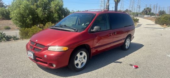 Dodge caravan