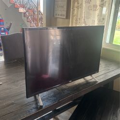 32” TCL Roku Tv 