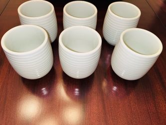 Set of 6 White Ceramic Ribbed Cups