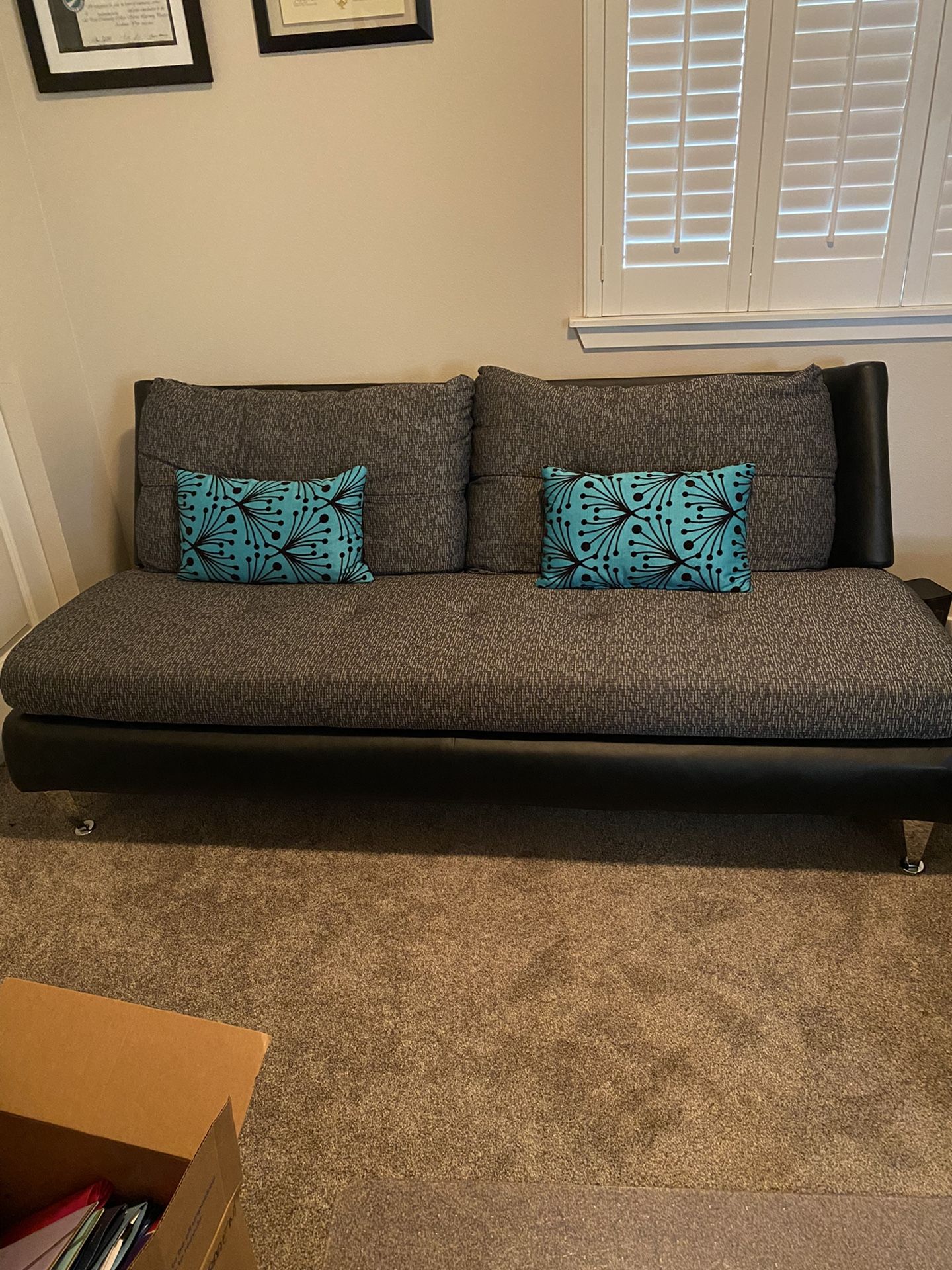Modern  Couch Set