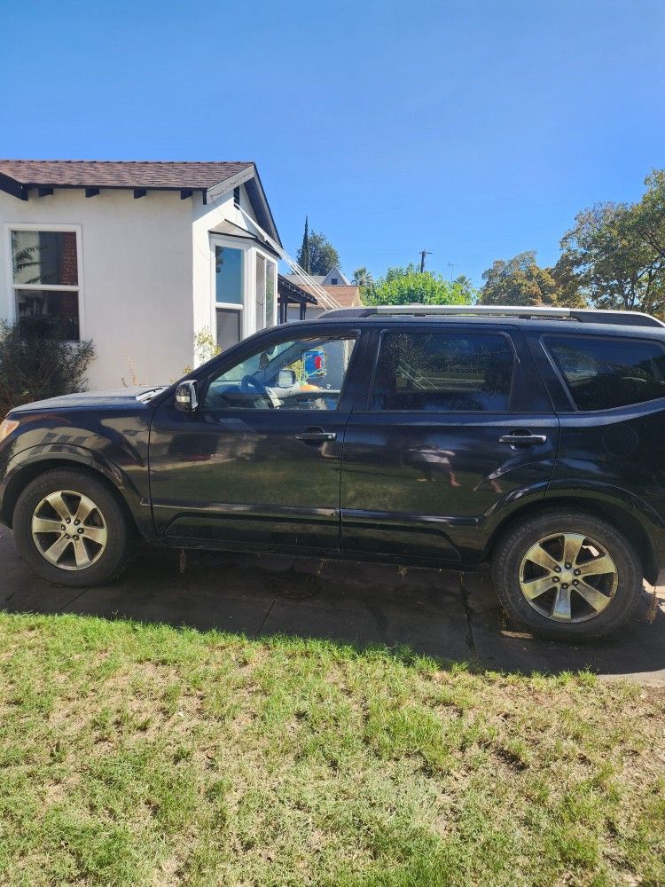 2009 KIA Borrego
