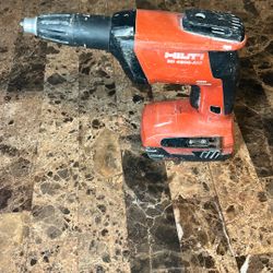 Hilti SD-4500-A18 21.6V Drywall Screw Gun W/2.6Ah & 3.0Ah Battery
