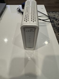 Arris SB8200 Modem