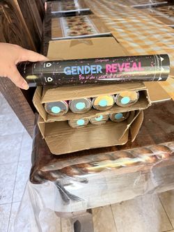 Gender reveal poppers