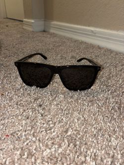 Tom Ford black sunglasses very very dark purplish lenses