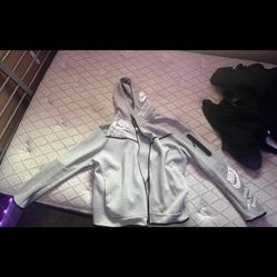 Graphic Grey Nike Tech-XL