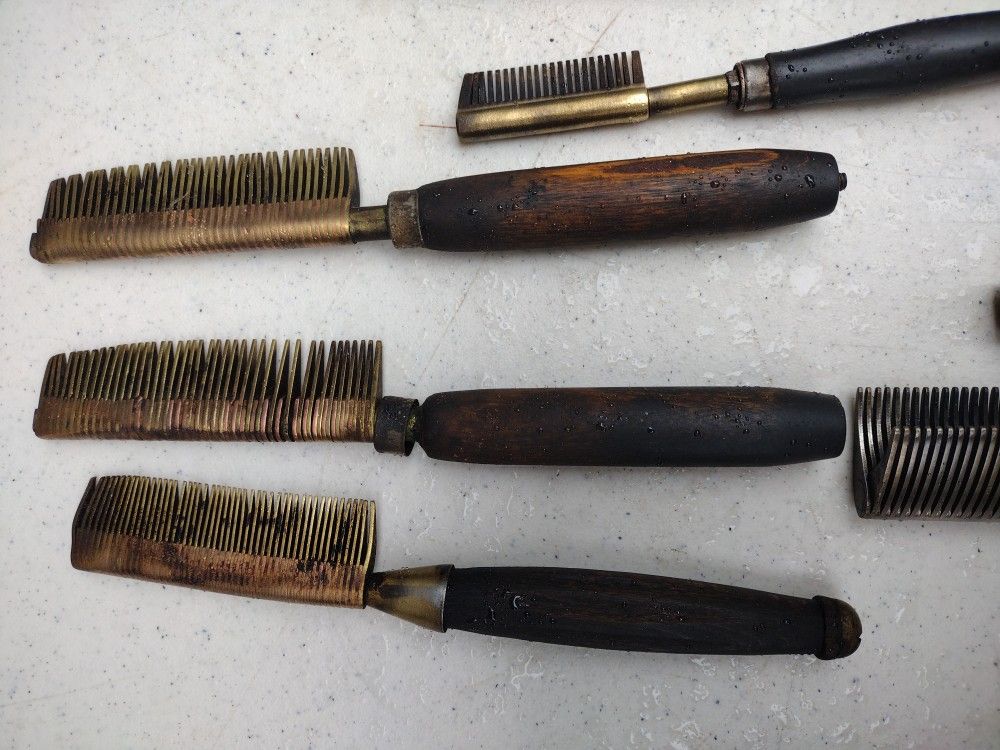 Old fashioned hot shop comb