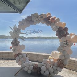 Gender reveal balloons