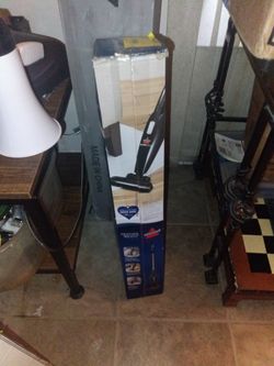 Bissle featherweight vacuum