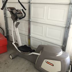 YOWZA Pompano Elliptical Exercise machine 