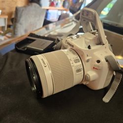 Canon EOS Rebel SL1 Digital SLR camera
