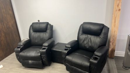 Recliner chairs