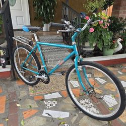 Specialized HardRock Mountain Bike 21-Speed 